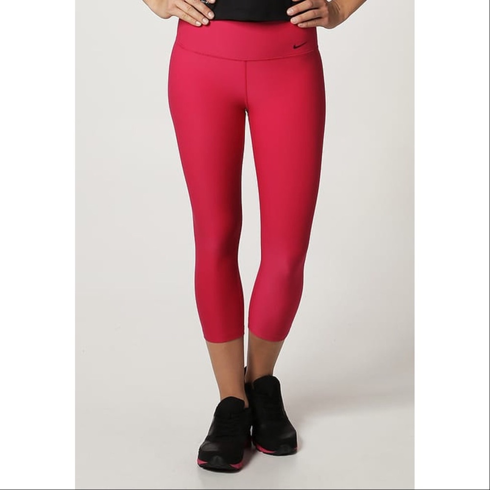 Nike Power Legend Training Capri Fushia Hot Pink